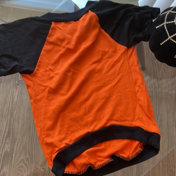 🎃Halloween 🎃 Doggie 🐶 tee! - Picture 3 of 7